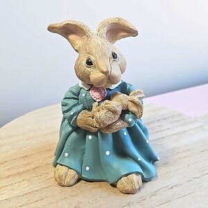 Vintage 4" Wildwood Gifts Tan Mama Bunny in Blue Dress Holding Baby figurine